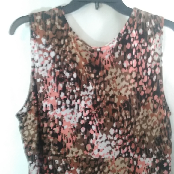 Flattering Professional Sleeveless Knit Top Twist Neck Bust Earth Tones Sze. XXL - Picture 7 of 10